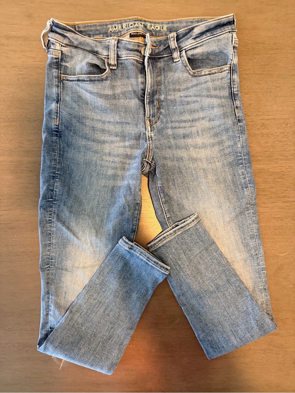American Eagle Outfitters women’s Light Blue Slim Jeans